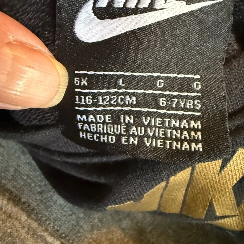 Girls Nike Go for the Gold crew sweatshirt EUC Size 6X